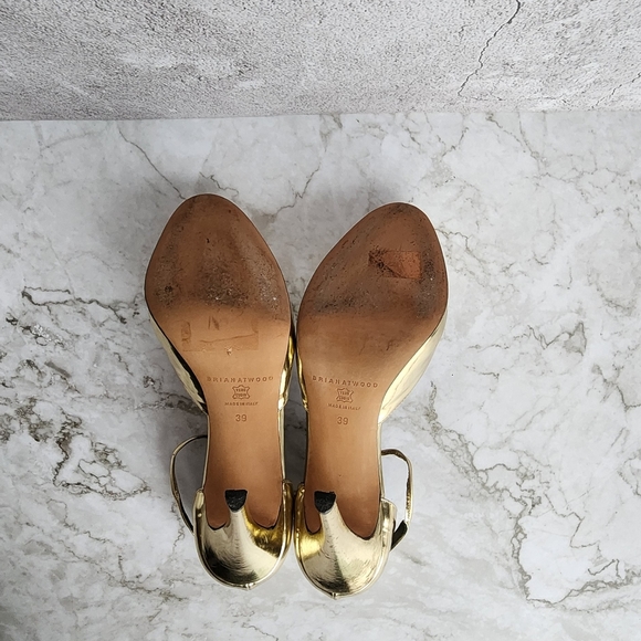 Brian Atwood. Gold Metallic Leather, T Strap Pumps Heels - Picture 10 of 16